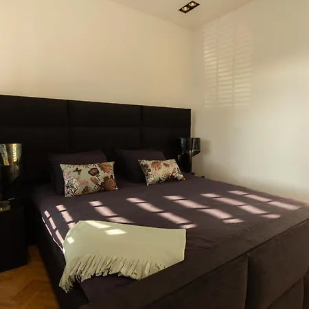 Spacious Private Apartement, 25min From Amsterdam Apartmán