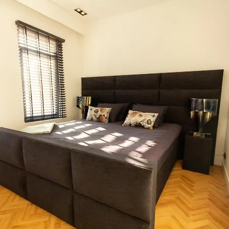 Spacious Private Apartement, 25min From Amsterdam Lägenhet *