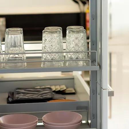 Spacious Private Apartement, 25min From Amsterdam *