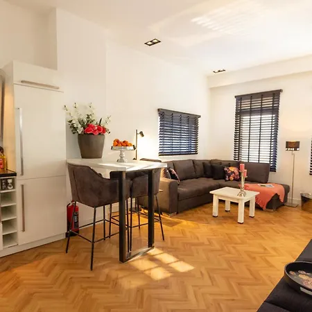Lägenhet Spacious Private Apartement, 25min From Amsterdam *