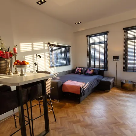Spacious Private Apartement, 25min From Amsterdam Apartmán *